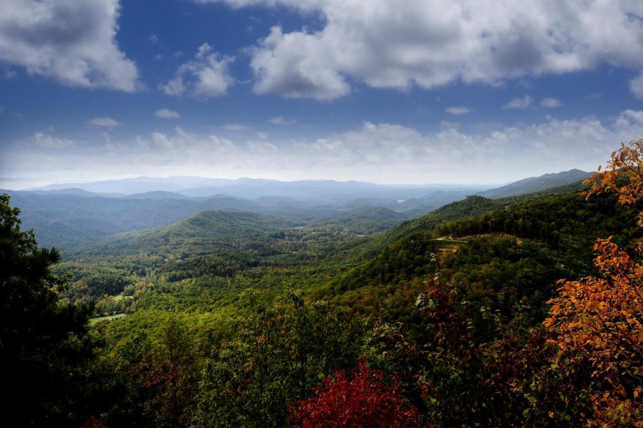Bear Tracks, 2 Bedrooms, Hot Tub, Fireplace, Wifi, Jetted Tub, Sleeps 6 Gatlinburg Exterior foto